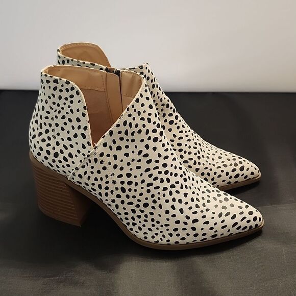 SERRA ANKLE MID HEEL SLIP-ON POINTED TOE ZIP CLOSURE BOOTIE - Picture 13 of 16